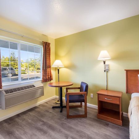 Americas Best Value Inn Санта Роза Екстериор снимка