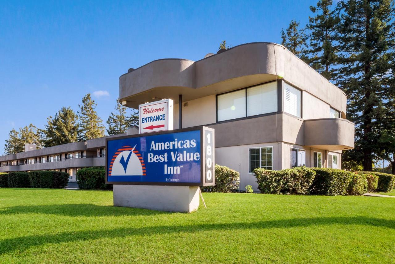 Americas Best Value Inn Санта Роза Екстериор снимка