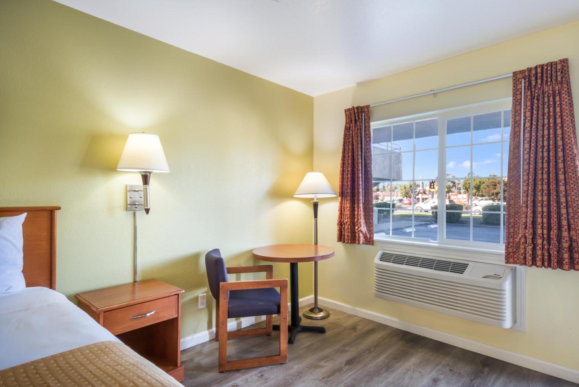 Americas Best Value Inn Санта Роза Екстериор снимка