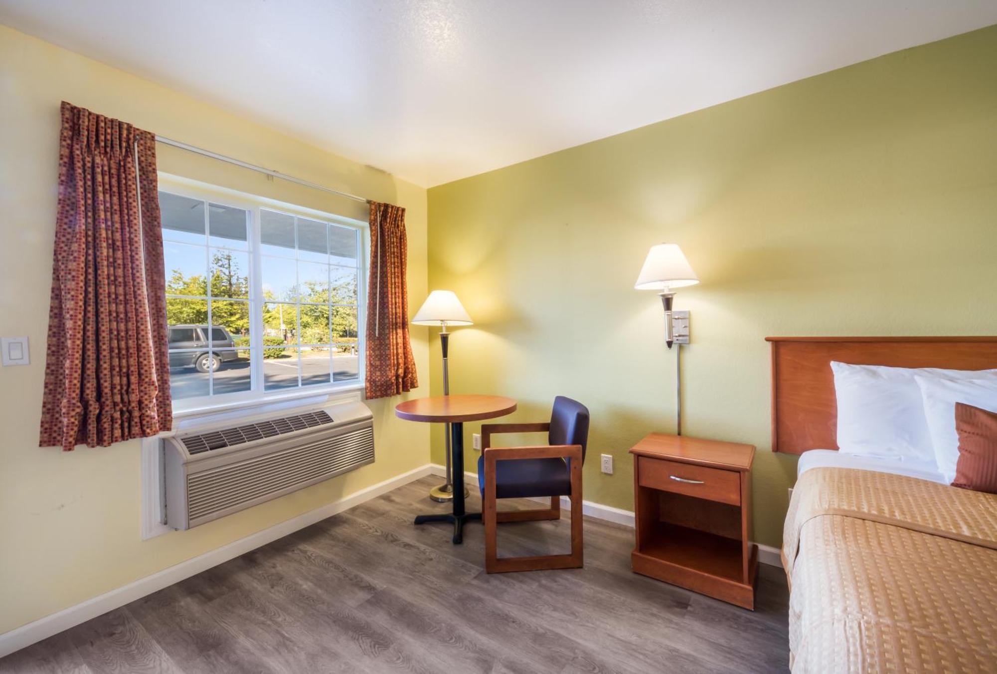 Americas Best Value Inn Санта Роза Екстериор снимка
