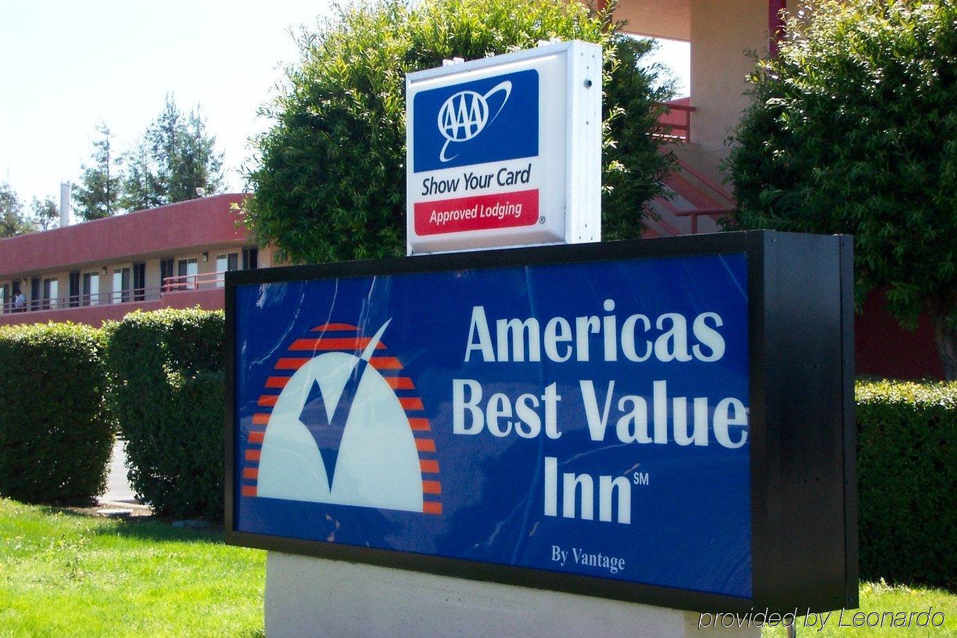 Americas Best Value Inn Санта Роза Екстериор снимка