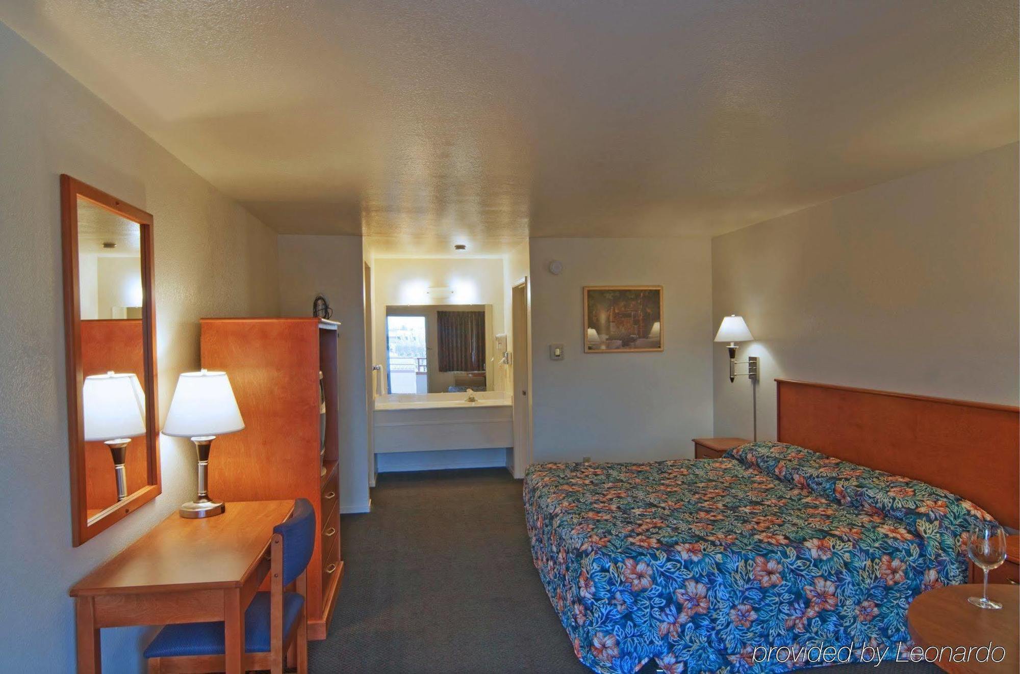 Americas Best Value Inn Санта Роза Екстериор снимка