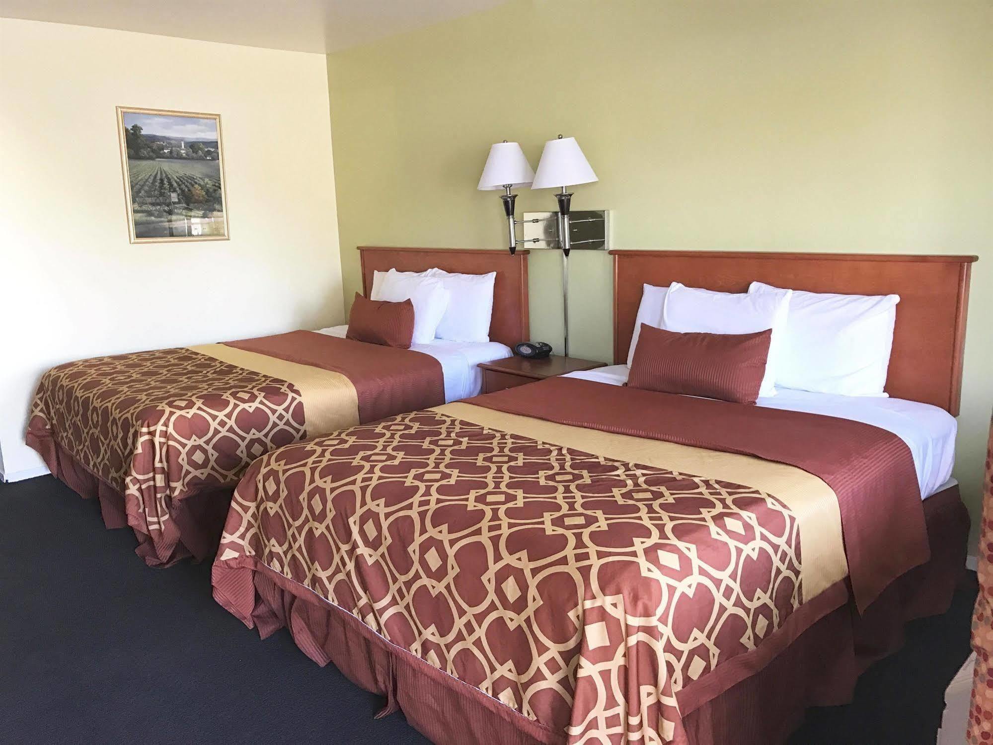 Americas Best Value Inn Санта Роза Екстериор снимка