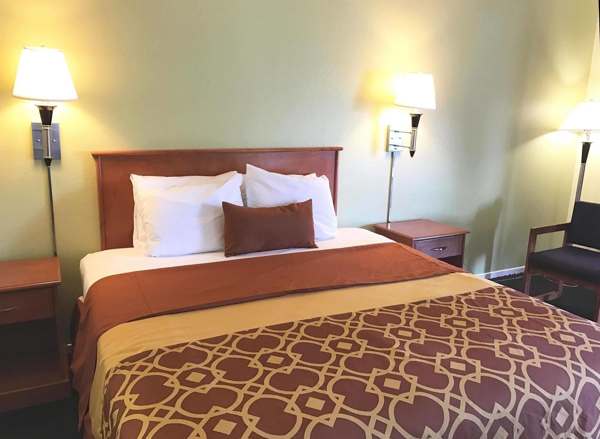 Americas Best Value Inn Санта Роза Екстериор снимка