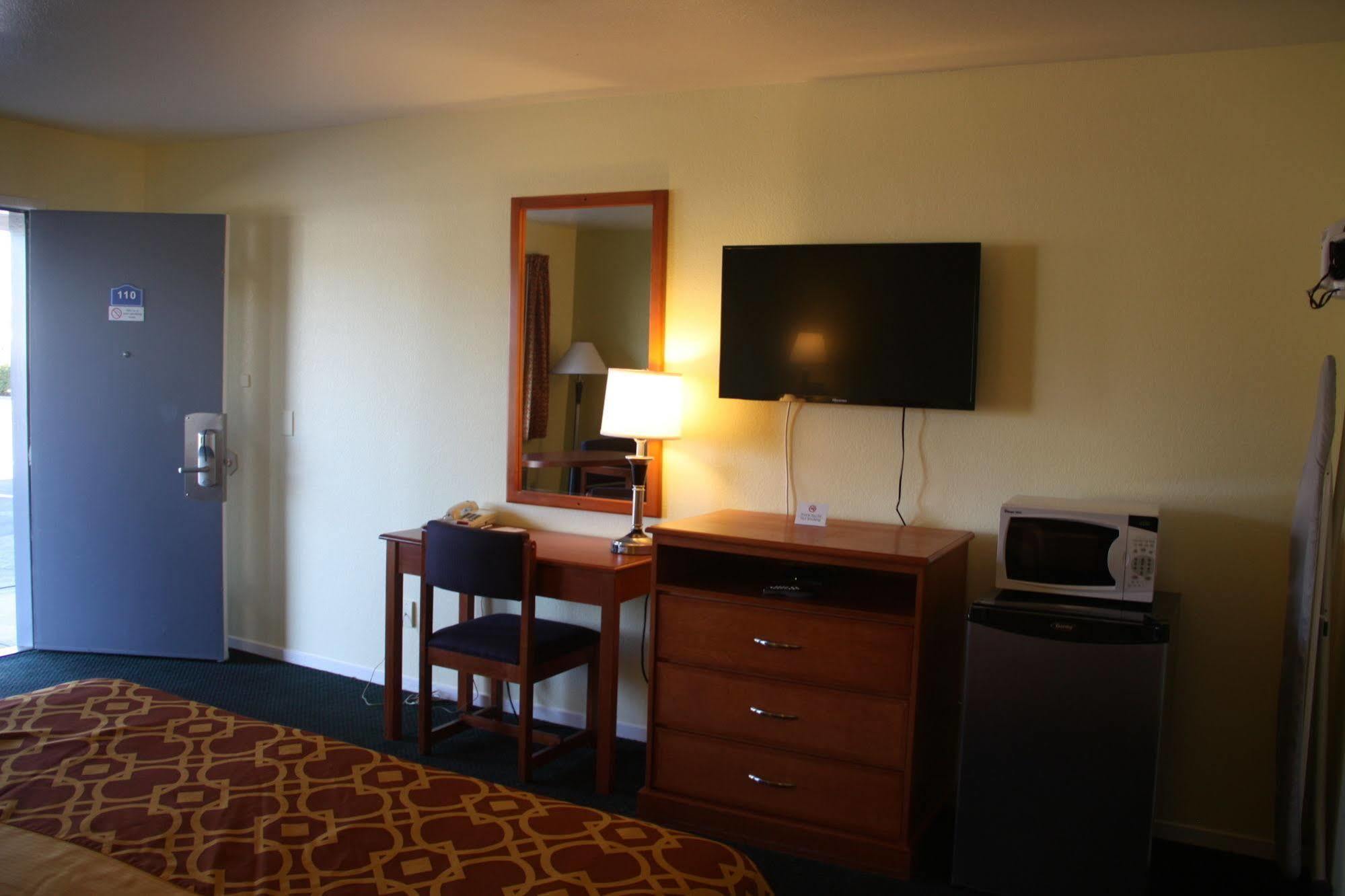 Americas Best Value Inn Санта Роза Екстериор снимка
