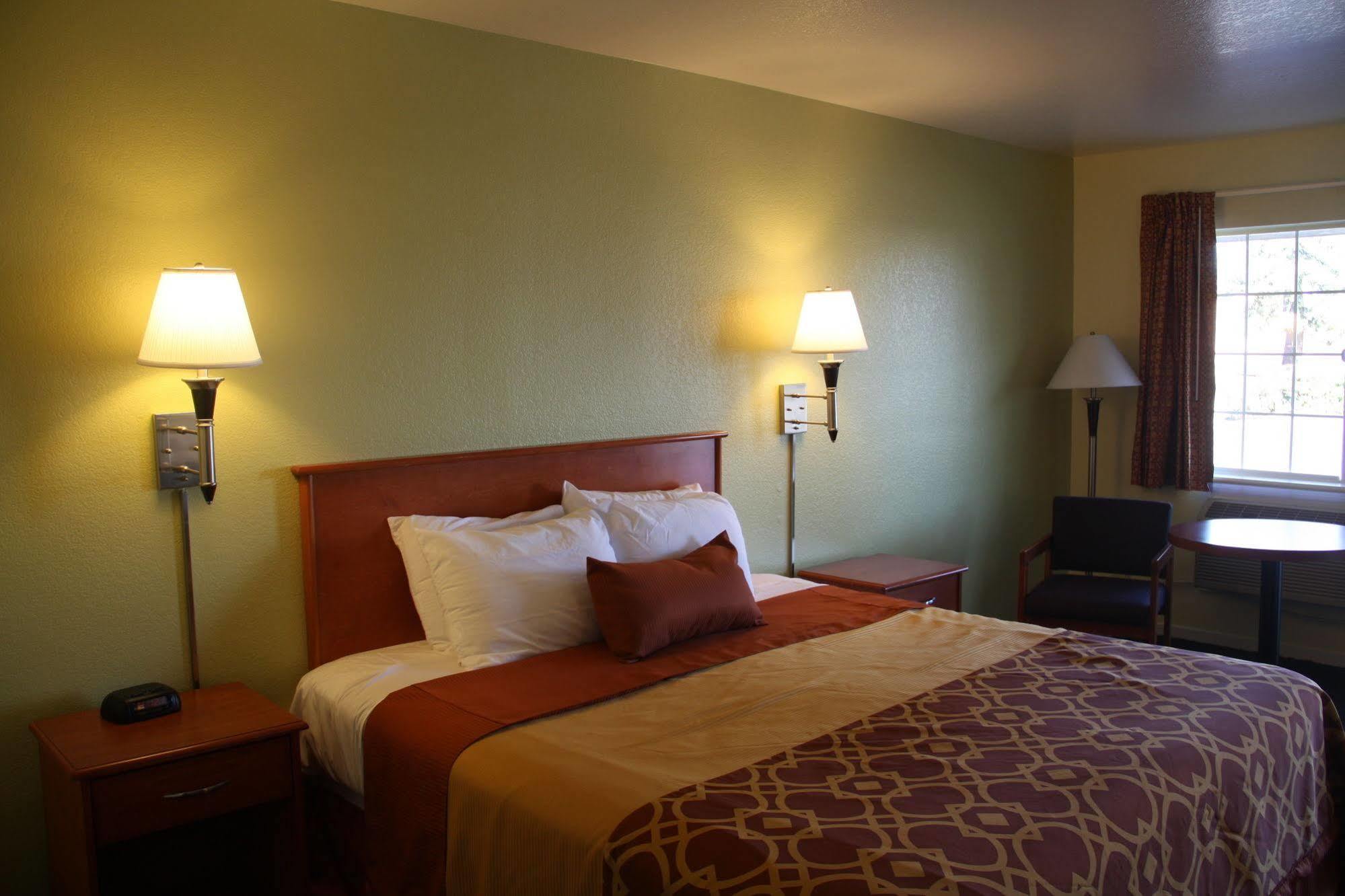 Americas Best Value Inn Санта Роза Екстериор снимка