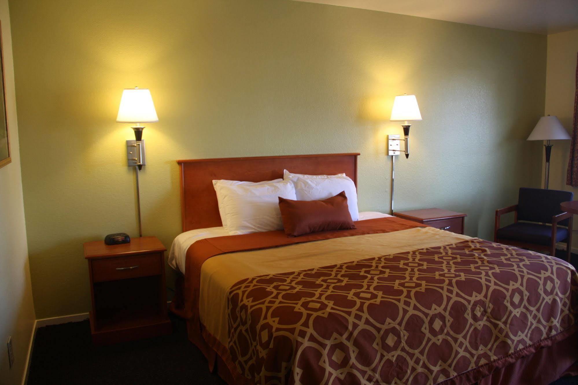 Americas Best Value Inn Санта Роза Екстериор снимка