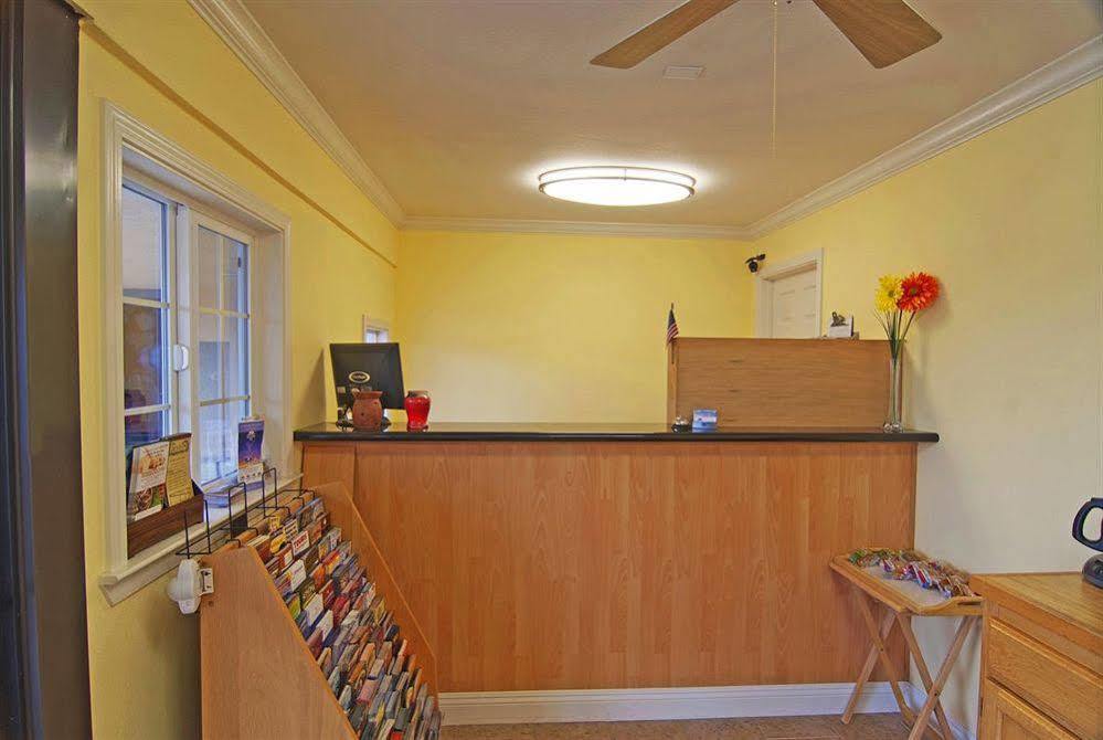 Americas Best Value Inn Санта Роза Екстериор снимка